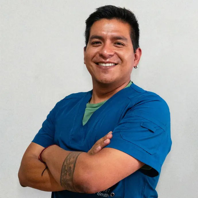 Dr. Carlos Smith